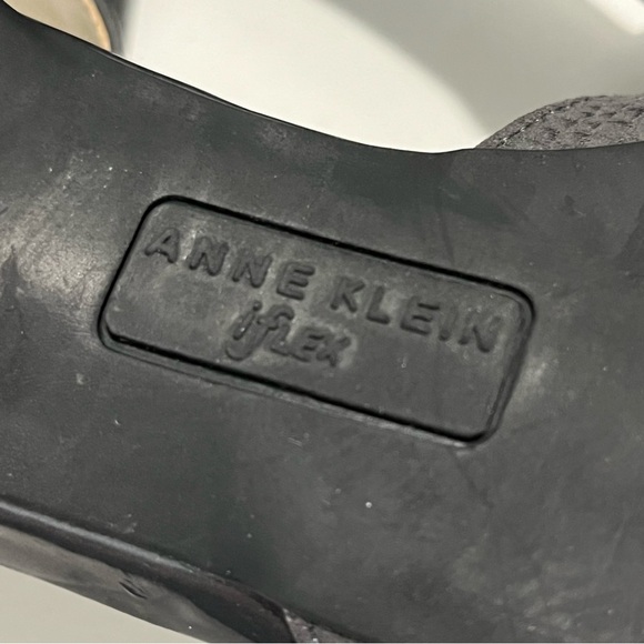 Anne Klein Fabulist Pump Gray Snakeskin Pattern Ankle Strap - Picture 12 of 13